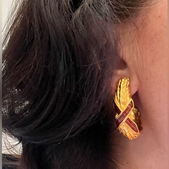 Vintage Karl Lagerfeld Clip on Earrings - Picture 16 of 16